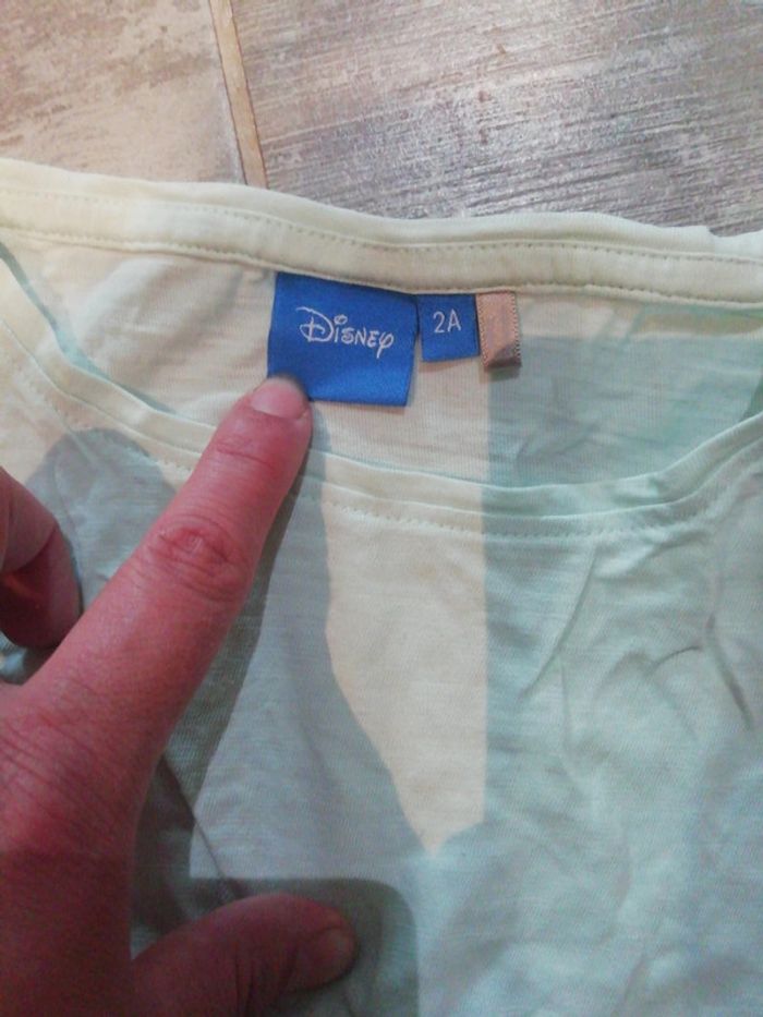 T-shirt reine des neiges 2 ans - photo numéro 3