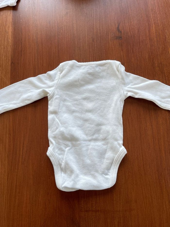 Lot de 2 bodies neufs Obaïbi taille 1 mois. - photo numéro 4