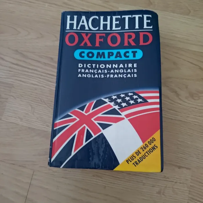 Hachette oxford compact français anglais