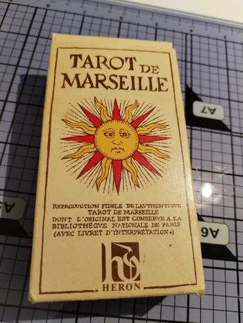 Reproduction de l'authentique Tarot de Marseille 