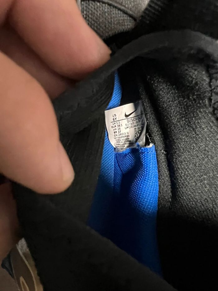 Basket Nike taille 38.5 - photo numéro 7