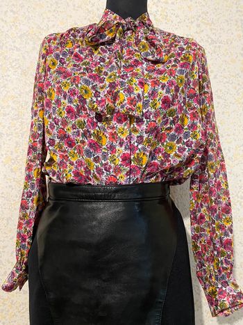 Chemise vintage coton fleuri lavalliere 36