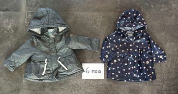 Lot manteaux fille 6 mois  2 pièces