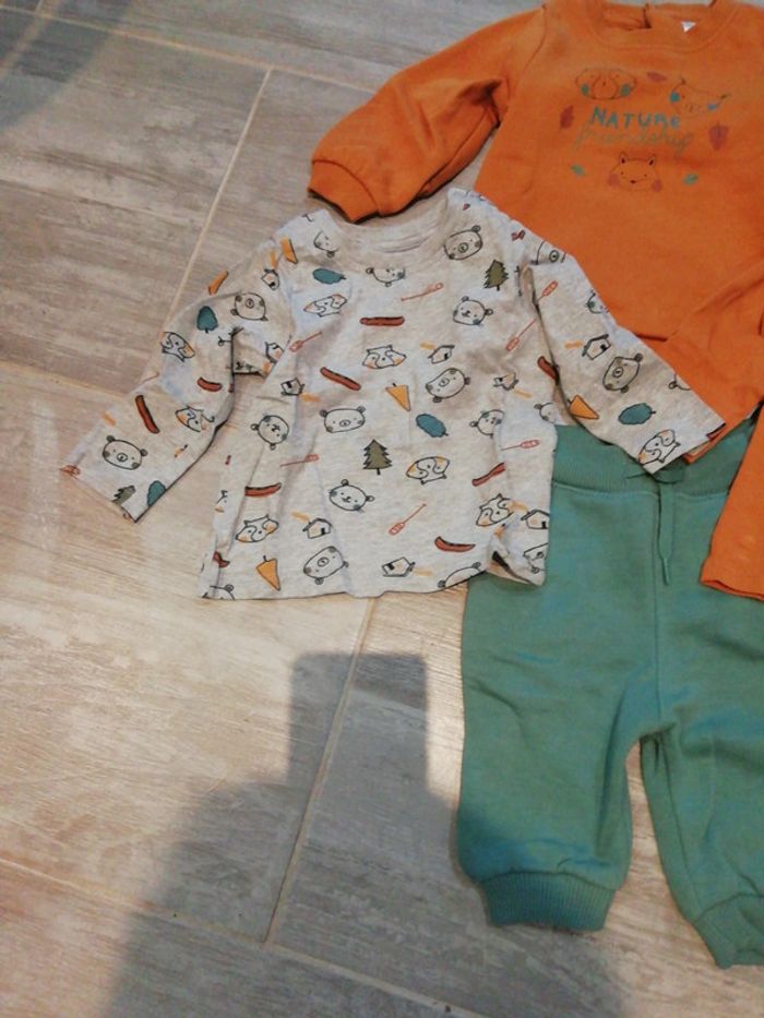 Ensemble pull + 2 hauts manches longues + pantalon 6 mois - photo numéro 2