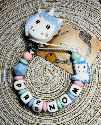 Attache tétine  licorne
