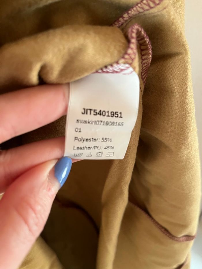 Longue jupe trapèze bordeaux simili cuir T.M TBE 🍷 - photo numéro 2