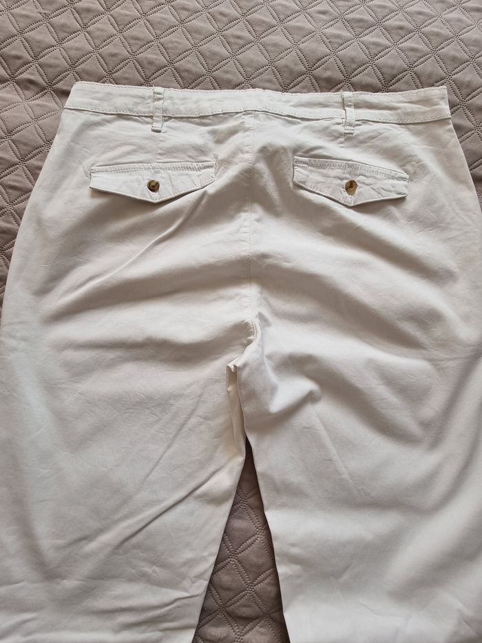 pantalon Chino  blanc cache cache T40, plus d'étiquette - photo numéro 4