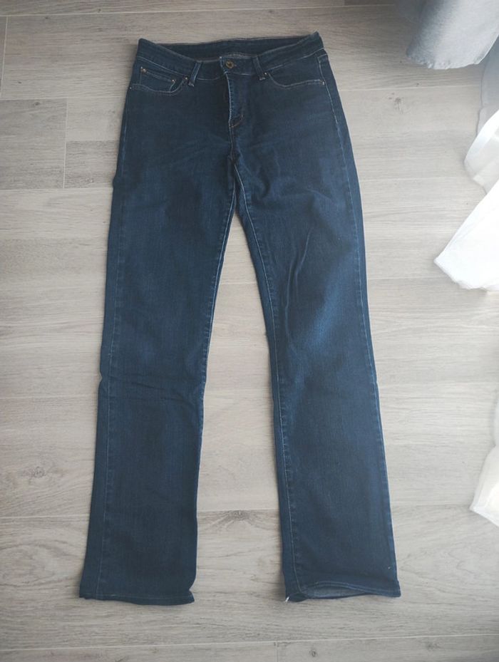 Jean Levi's W28 L34