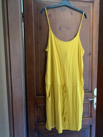 Robe jaune fluide xl