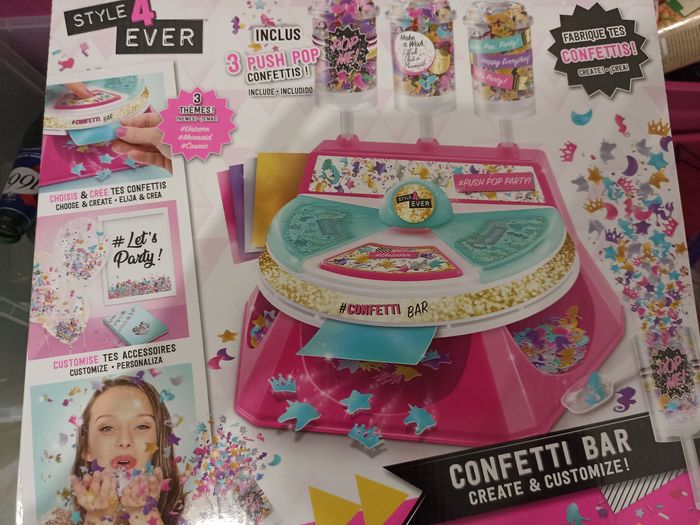 Jeux loisirs créatifs confettis