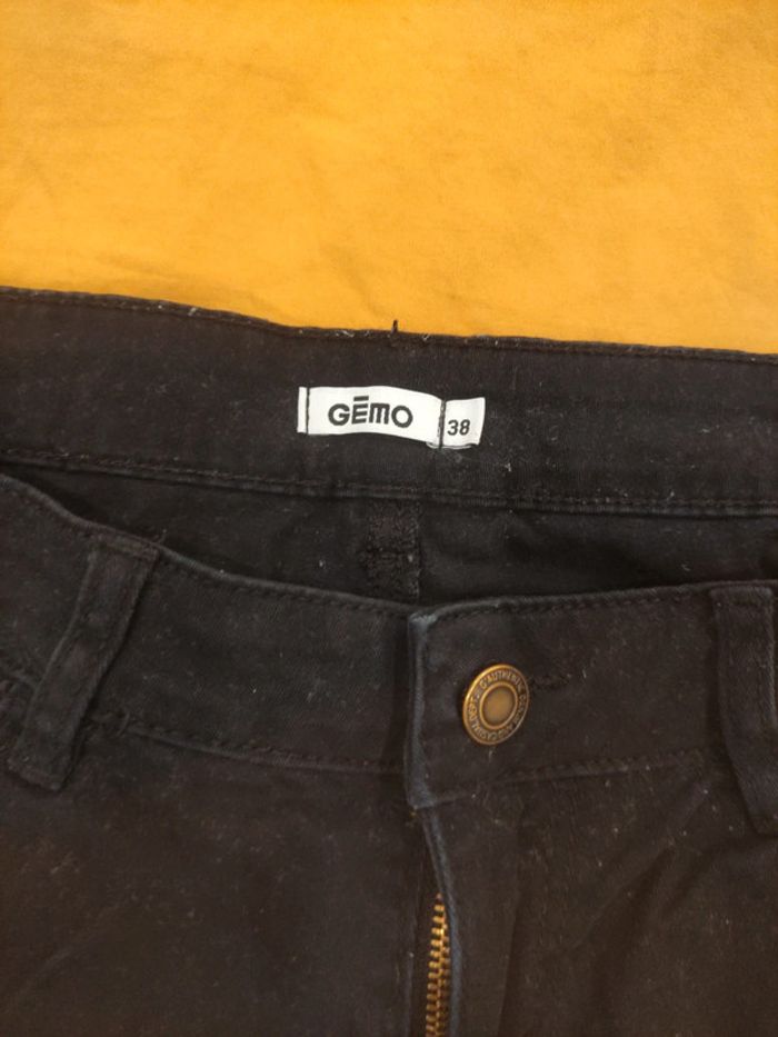 Short 38 - photo numéro 2