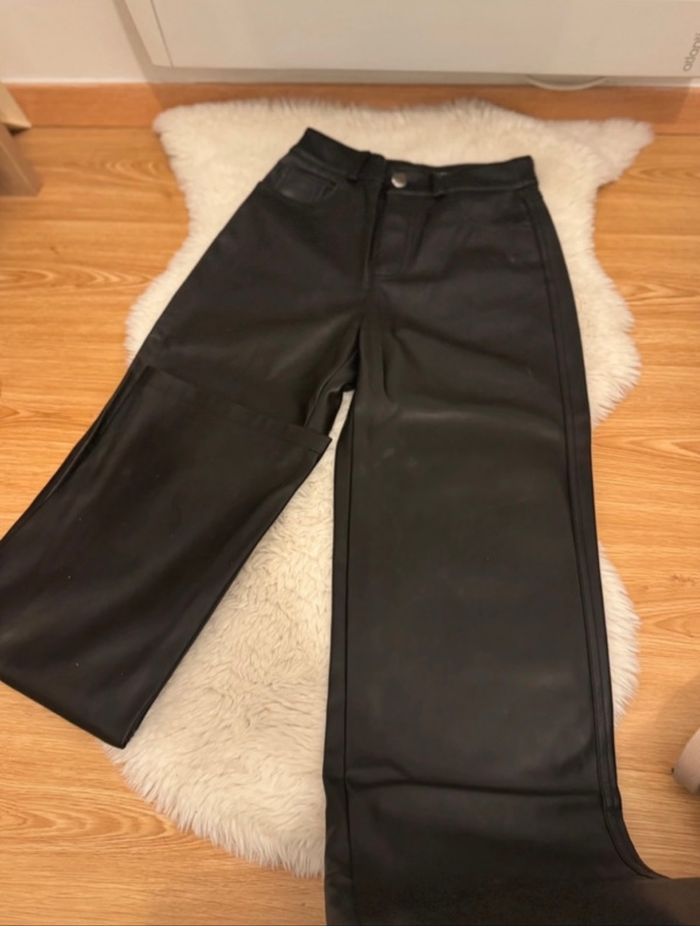 Pantalon droit en similicuir - photo numéro 2