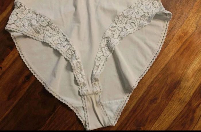 Body dentelle - Taillissime - 120C - photo numéro 4