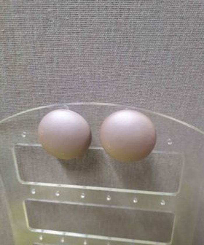 Boucles d'oreilles clips violet mat