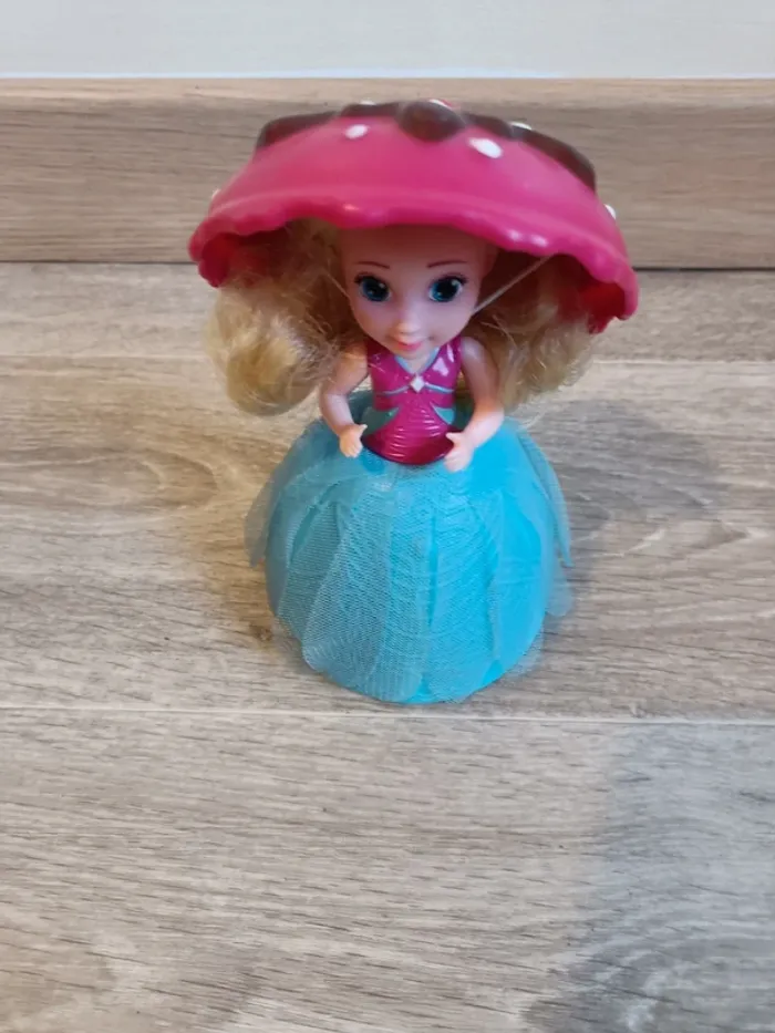 Poupée glace