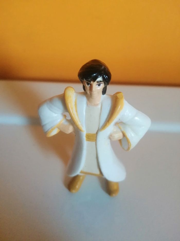 🌸 Figurine Aladdin de 1977 de Disney 🌸