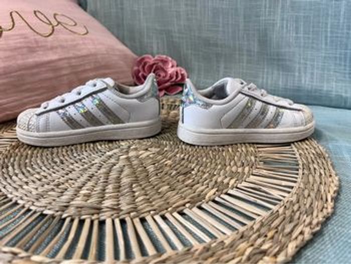Superstar taille 21 adidas - photo numéro 3