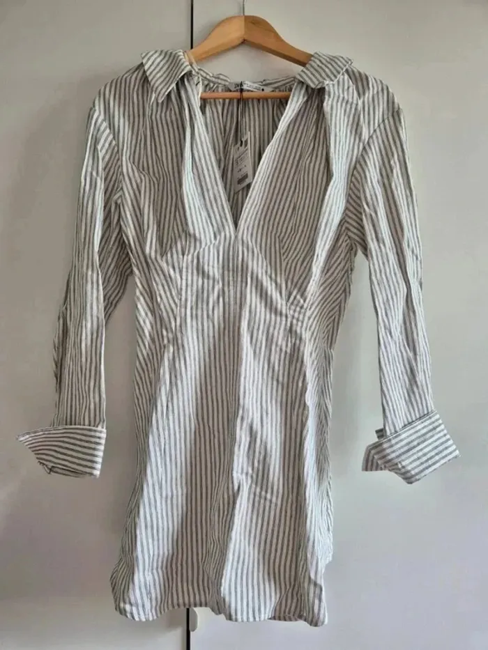 Superbe robe ZARA cintrée à rayures en coton taille S 36 neuve - photo numéro 2