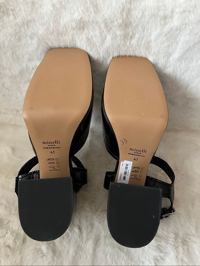 Sandales noires vernis en cuir avec bride Minelli, talons 9 cm, pointure 41 - photo numéro 7