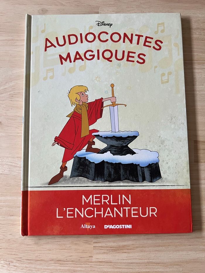 Livre Disney Audiocontes Magiques n°28 – Merlin l’Enchanteur – Bon État (Sans Figurines)