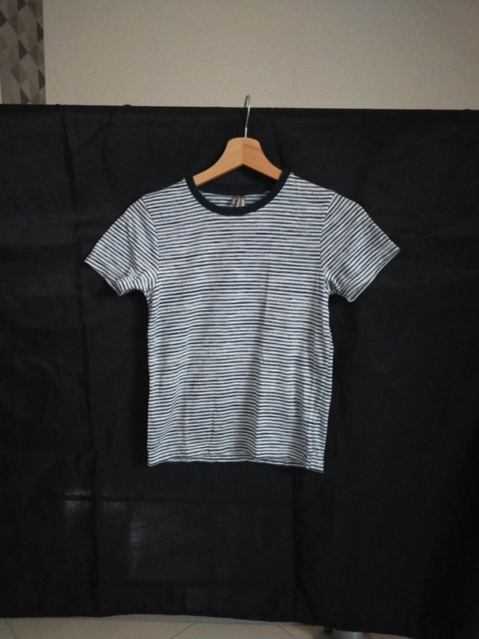 Tee shirt