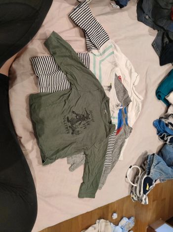 Lot de 4 t-shirt manches longues 9 mois