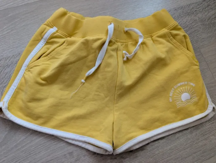 Short 6 ans
