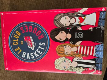livre de poche "le club des baskets rouges"