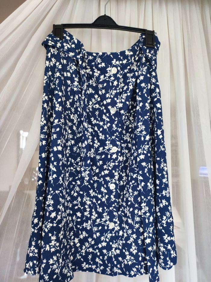 Jupe fleuri Taille 42 Armand Thiery Neuf