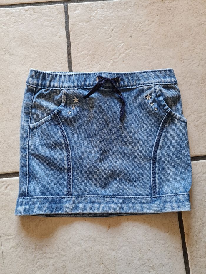 4 jupes taille 4 ans - photo numéro 2