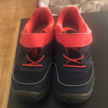 Vend chaussures enfant