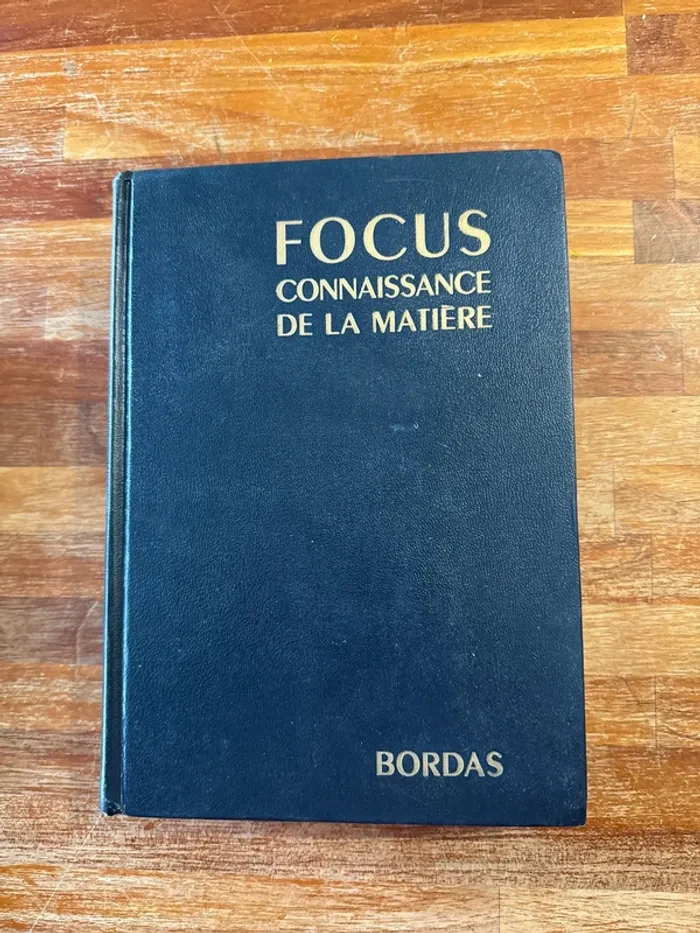 Livre, focus connaissance de la matière