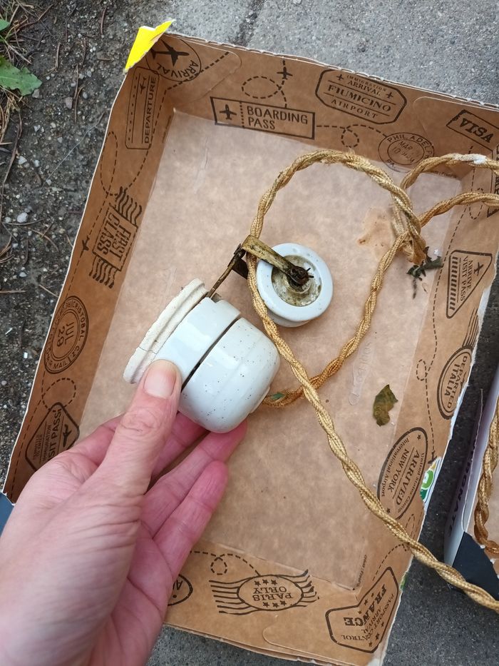 Suspension lustre porcelaine avec contrepoids ancien vintage - photo numéro 5