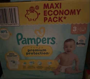 Couches Pampers premium taille 3