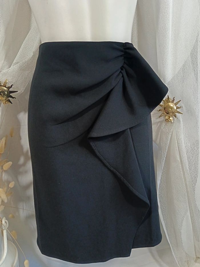 Jupe à volant noire | Max Mara | t. 44 - photo numéro 3