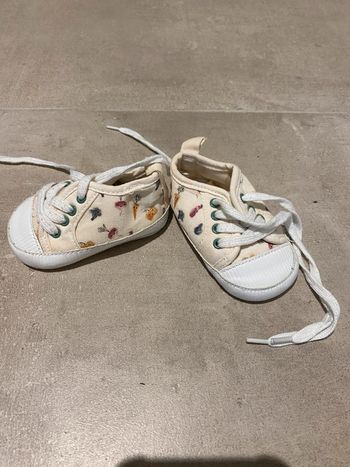 Chaussures bébé 3/6 mois