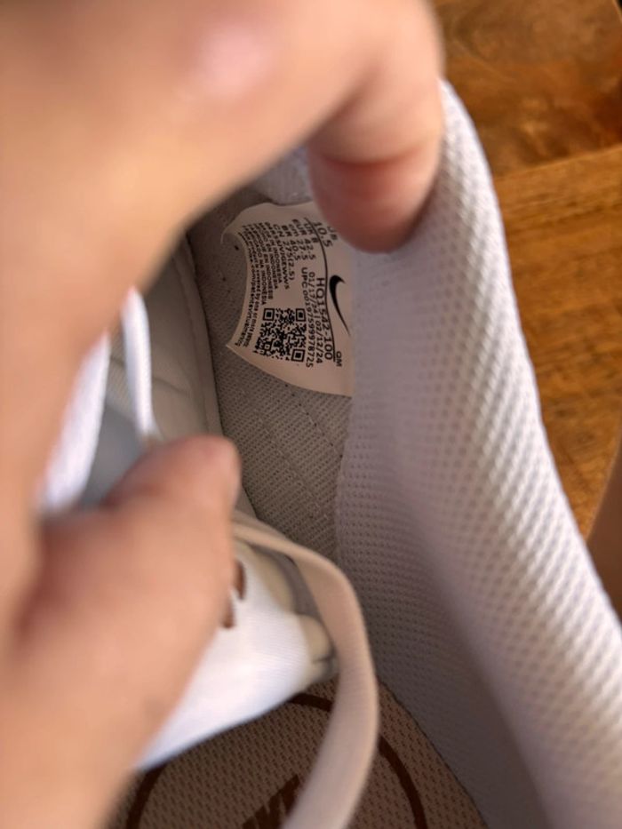 Baskets Nike P.42,5 Neuves - photo numéro 9