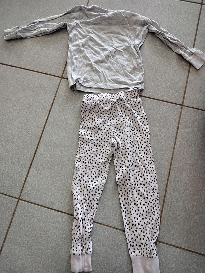 Pyjama 2 pièces 98/104 - photo numéro 2