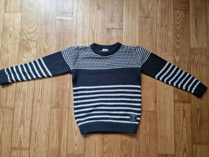 👕 Lot de 5 pulls garçon 6 ans – différentes marques 👦 - photo numéro 2