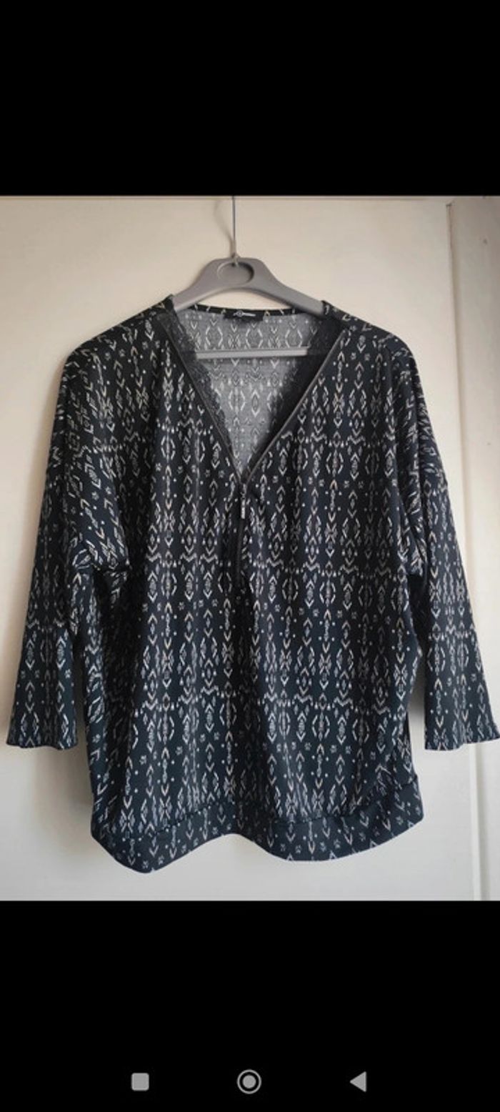 Blouse noire à motifs avec dentelle taille S Mosquitos