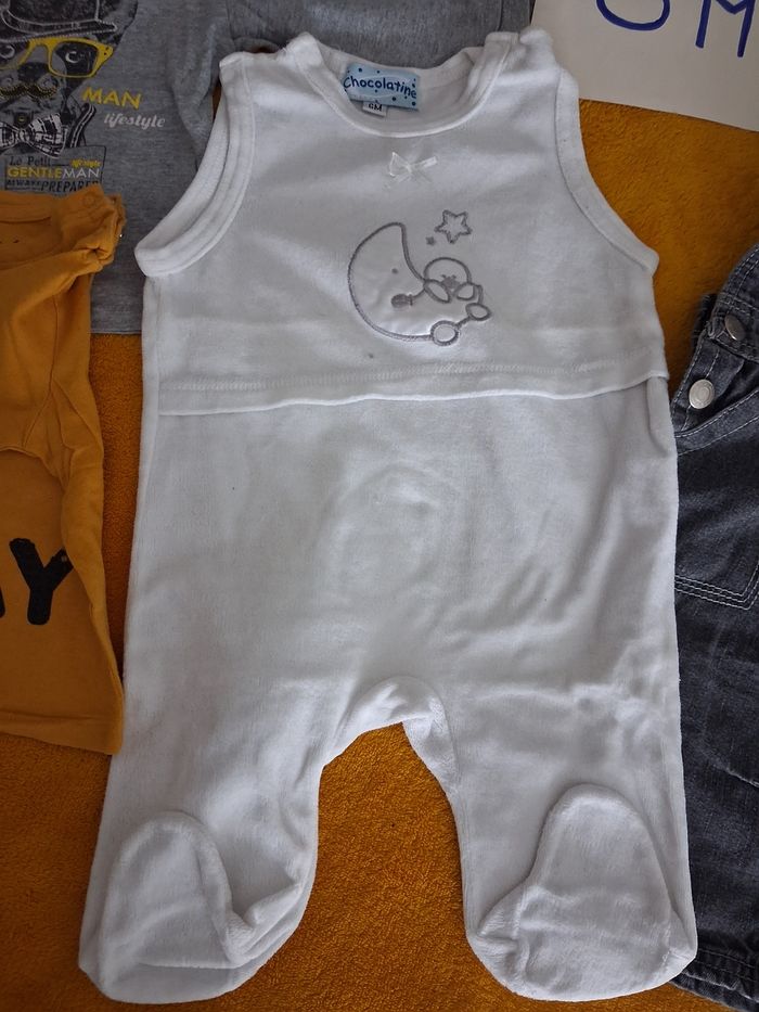 6 mois garçon - photo numéro 4