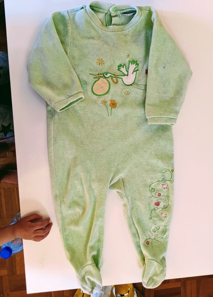 Pyjama grenouillère dors-bien velours vert clair broderie 12 mois 74 cm