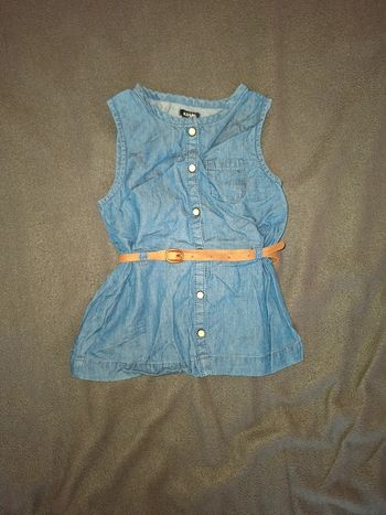 Robe style jean bébé avec ceinture brillante