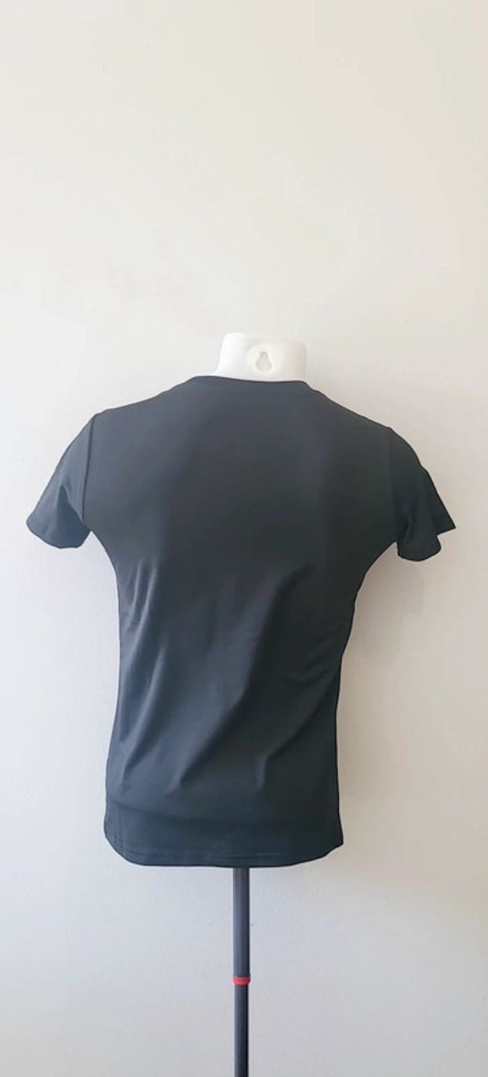 T-shirt motif ourson cœur Noir - photo numéro 2