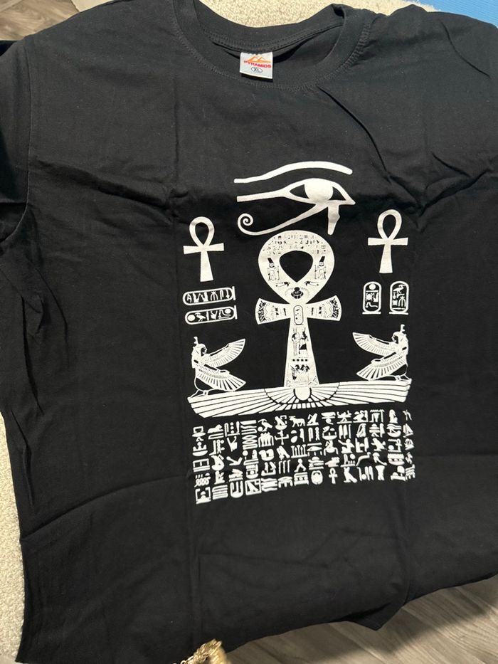 T shirt femme et homme  taille (m/L/xL/2xL) - photo numéro 2