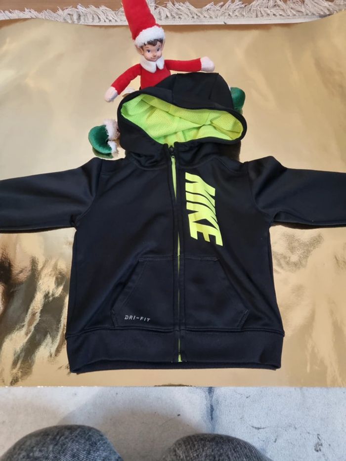 Veste de survêtement Nike pour bébé 🚼 12mois - photo numéro 2