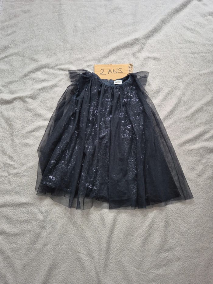 Robe tape a l’œil 23 mois