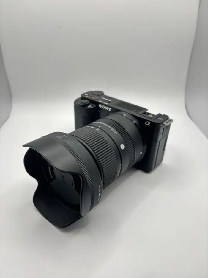 Sony Alpha ZV-E10 sans miroir avec objectif Sigma 50MM f2.8 DC DN - photo numéro 3