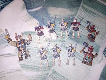 Lot de 10 figurines plastoy l'armée des ténèbres