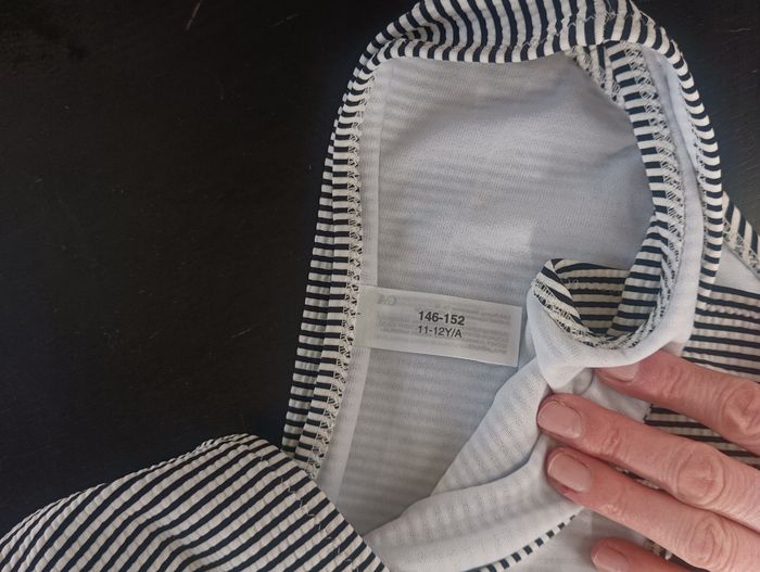 Maillot de bain 11/12 ans neuf - photo numéro 8